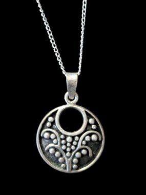 925 Sterling Silver Raised Pattern 23mm High Pendant 18.5" Long Chain Necklace